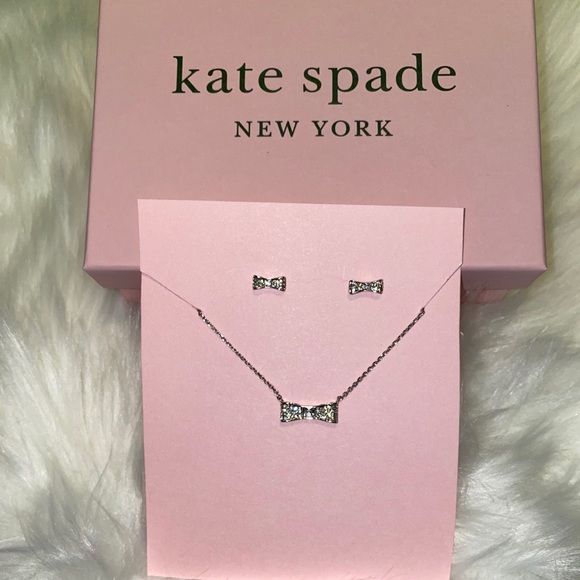 Kate Spade♠️Ready Set Bow Sparkle Necklace - Picture 4 of 5